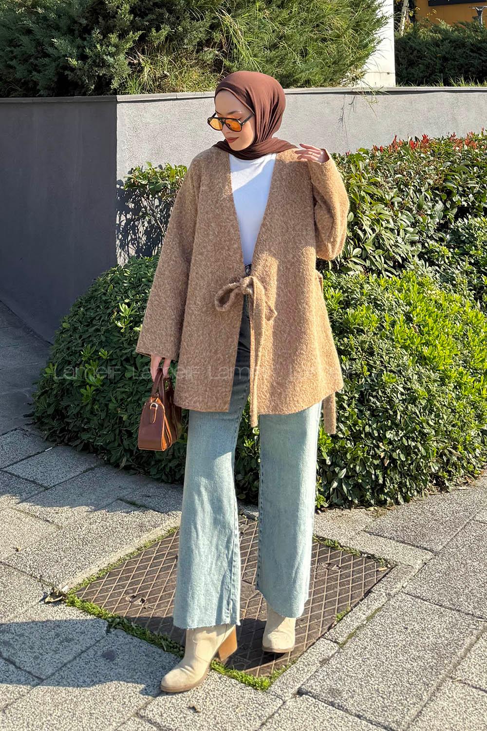 Lamelif Bağlama Detaylı V Yaka Mont  Camel