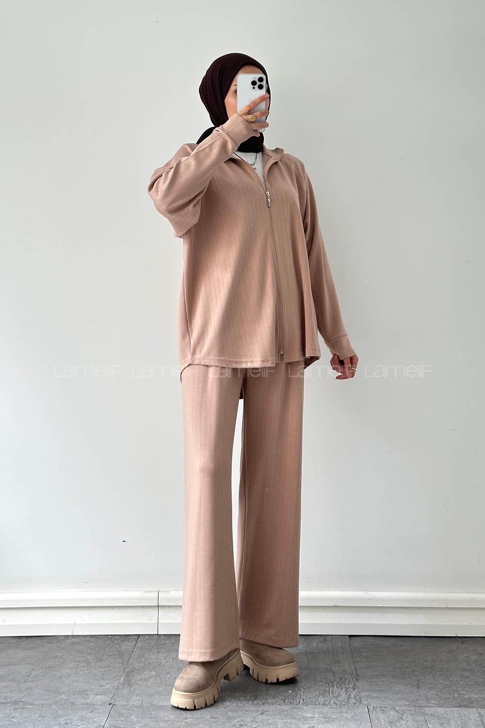 Caramel Neckband Long Arm Cotton Lycra Regular Trousers Comfortable Suit