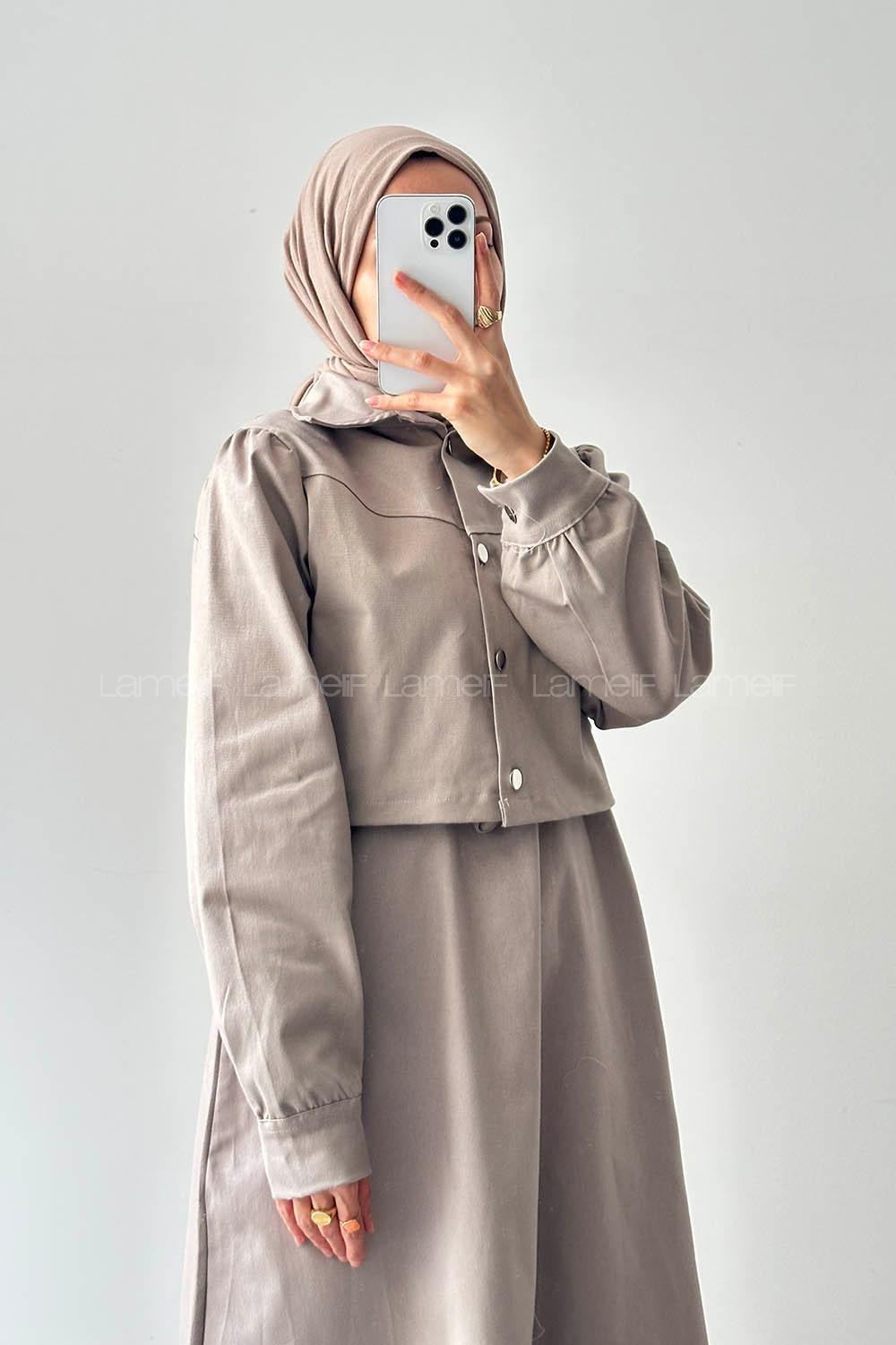 Sand Beige Crew Neck Shirt Collar Long Arm Gabardin Suit