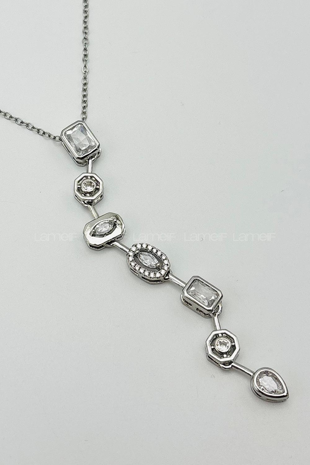 Lamelif Gümüş Minimalist Kristal Taşlı Y Kolye