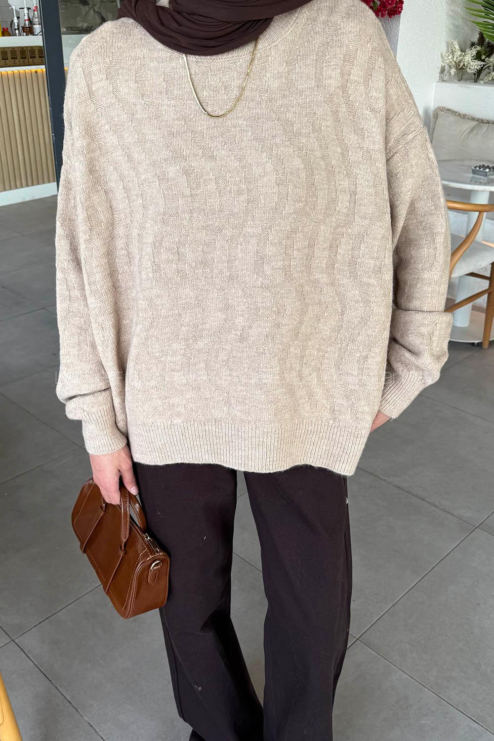 Lamelif Kendinden Desenli Triko Kazak Bej