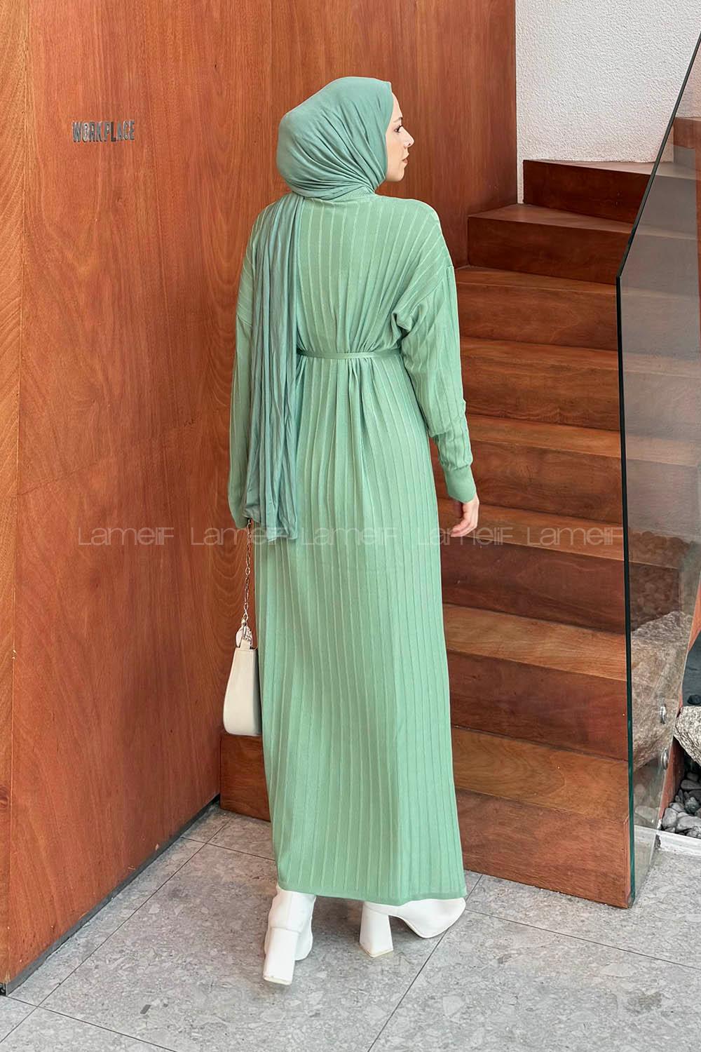 Lamelif Dikiş Detaylı Tesettür Elbise Yeşil