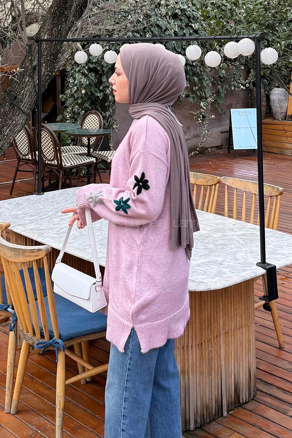 Lamelif Çiçek Detaylı Triko Kazak Lila