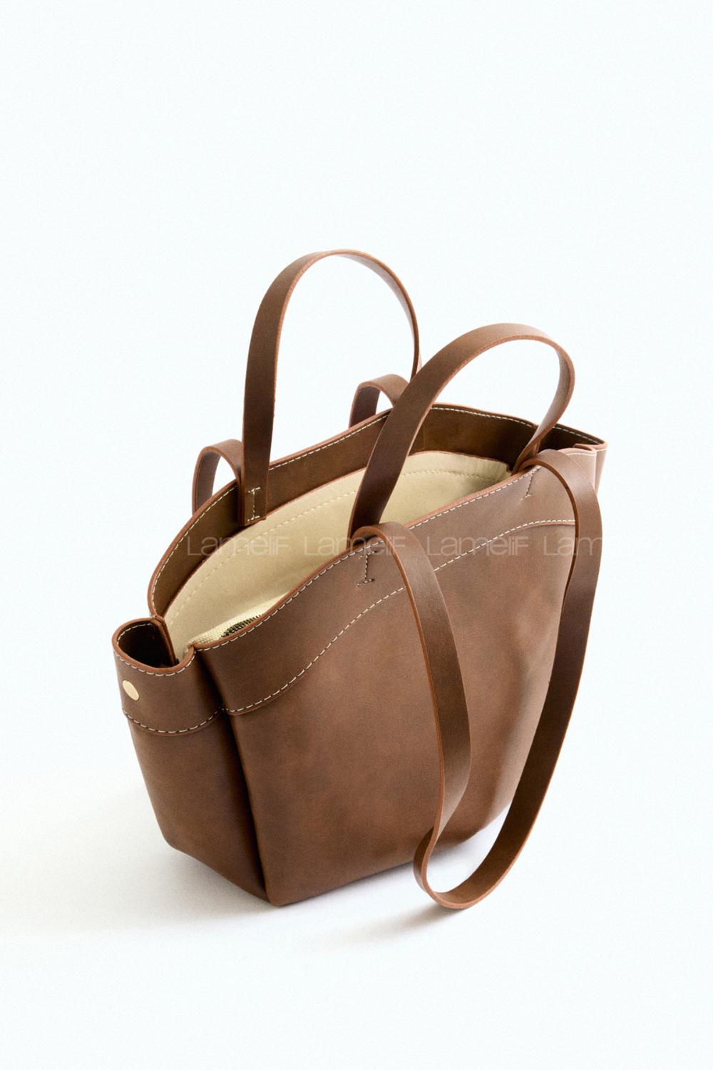 Tan Buckle Skin Hand Bag Bag