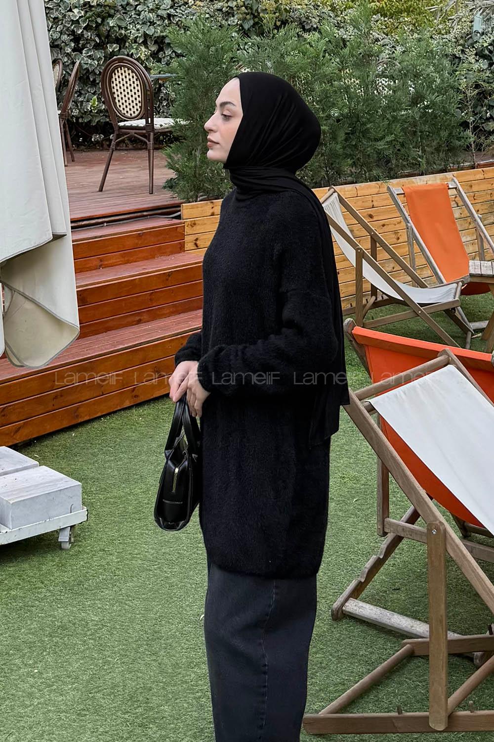 Black Turtle Neck Long Arm Jumper