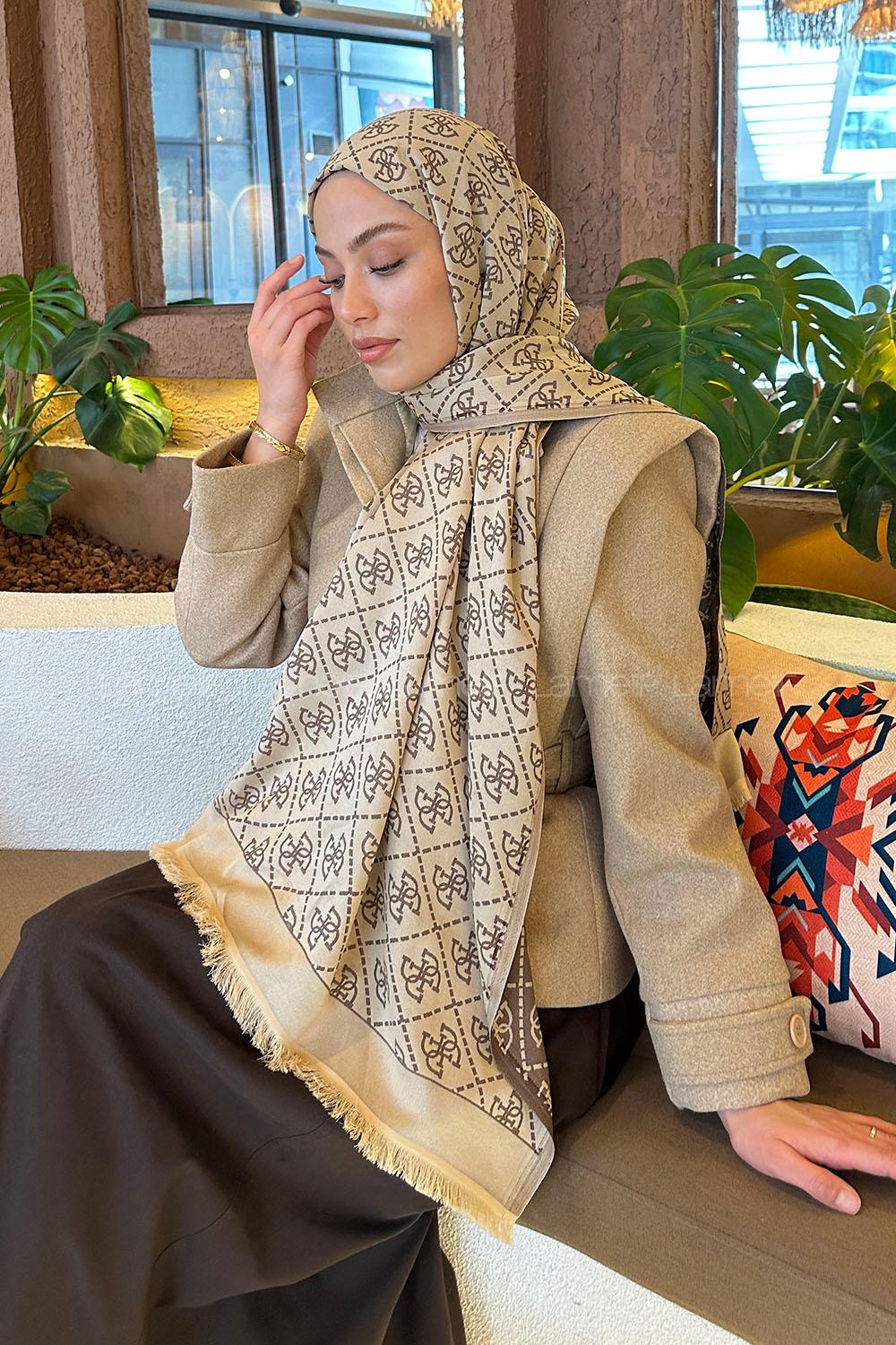 Lamelif Guess Desen Kaşmir Çift Taraflı Şal Soft Kahve