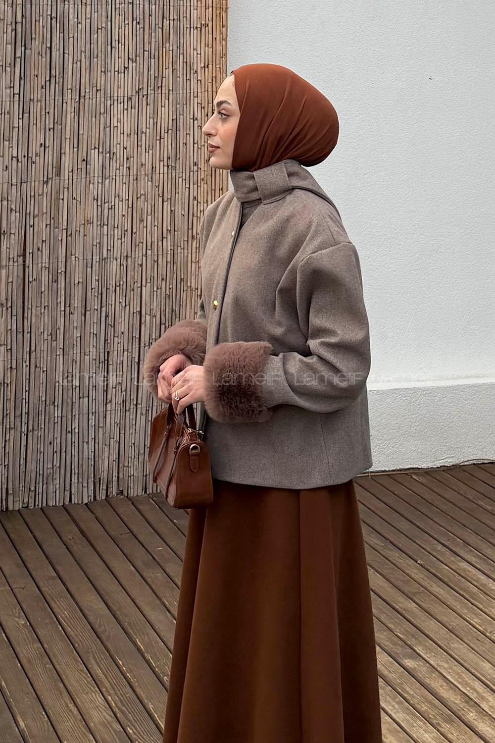 Lamelif Kol Kürk Detaylı Kaban Vizonrengi