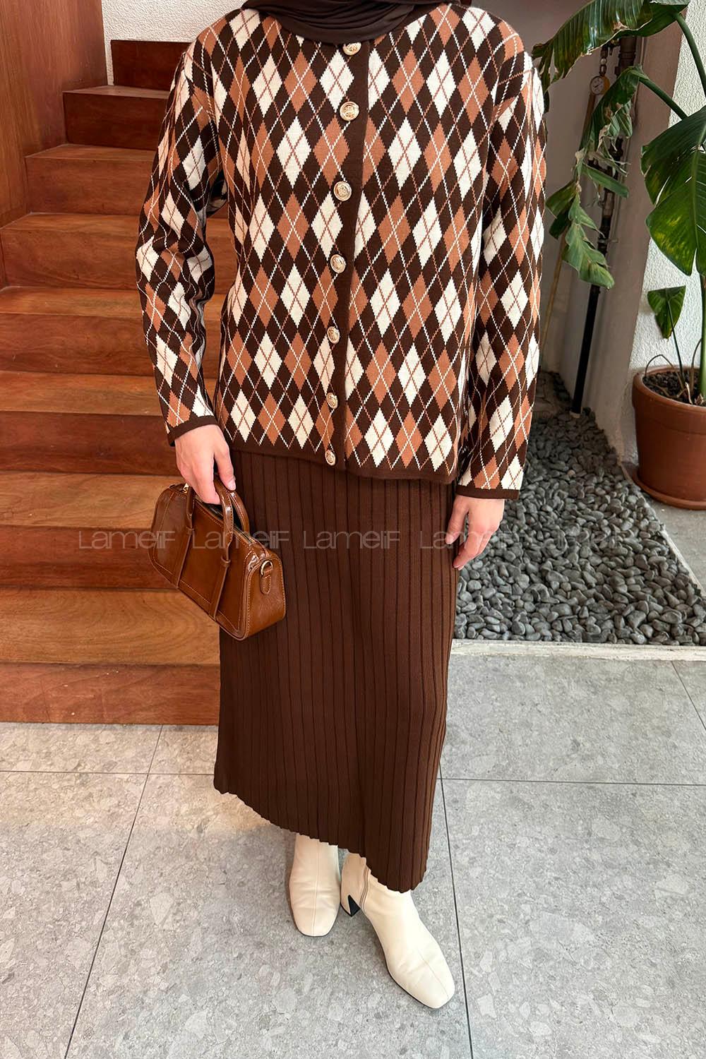 Lamelif Baklava Desen Etekli Triko Takım Camel