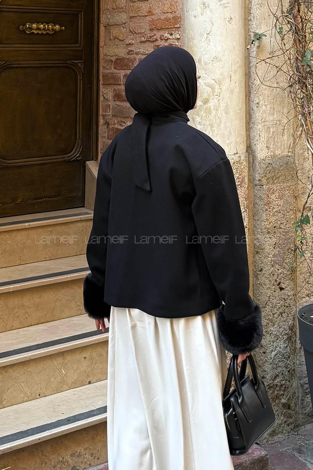 Lamelif Kol Kürk Detaylı Kaban Siyah