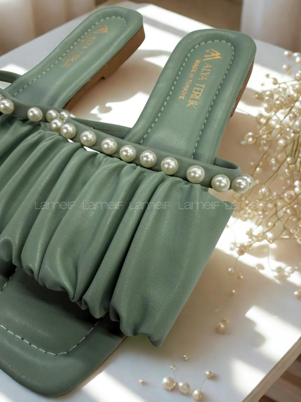 Lamelif Büzgülü İnci Detaylı Sandalet Mint Yeşili