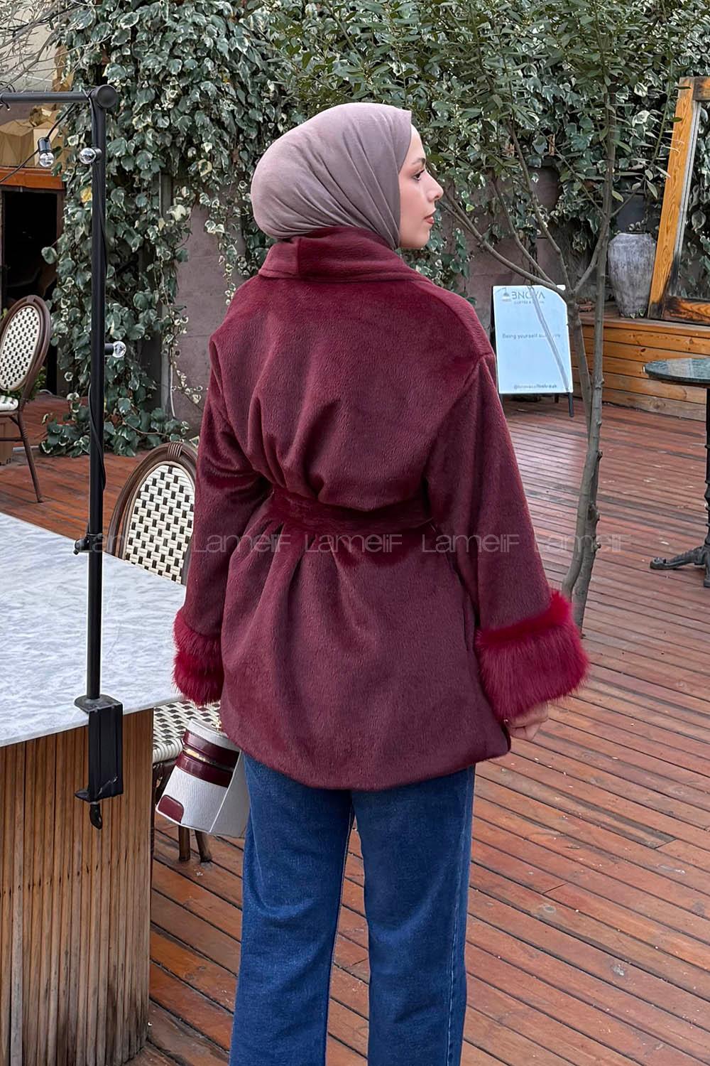 Lamelif Kol Kürk Detaylı Kaban Bordo