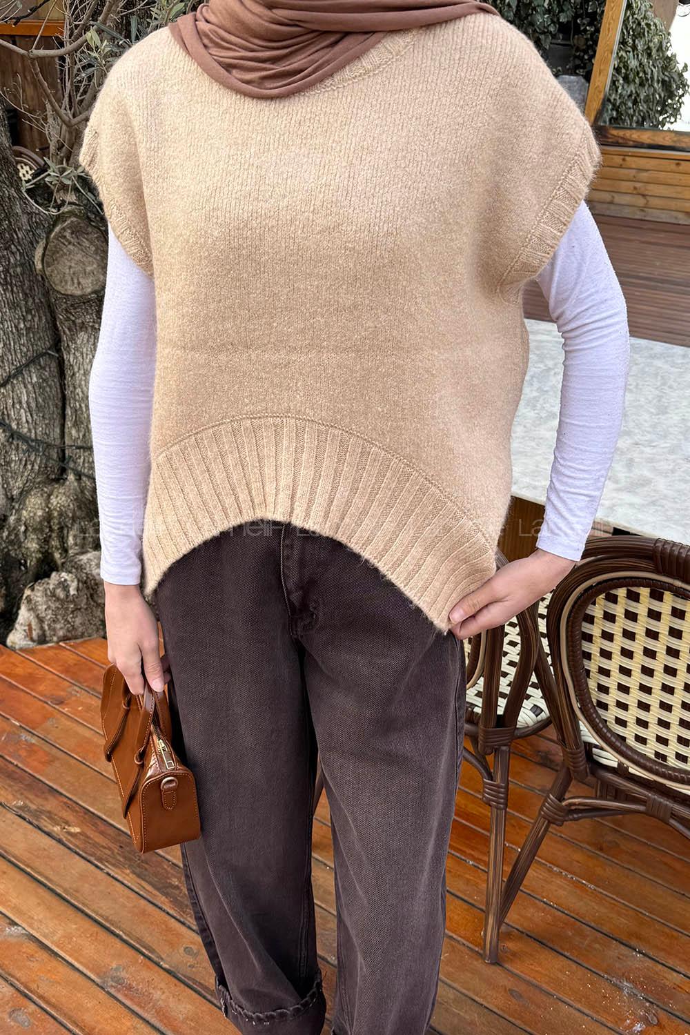 Lamelif Ön Kavis Detaylı Süveter Bej