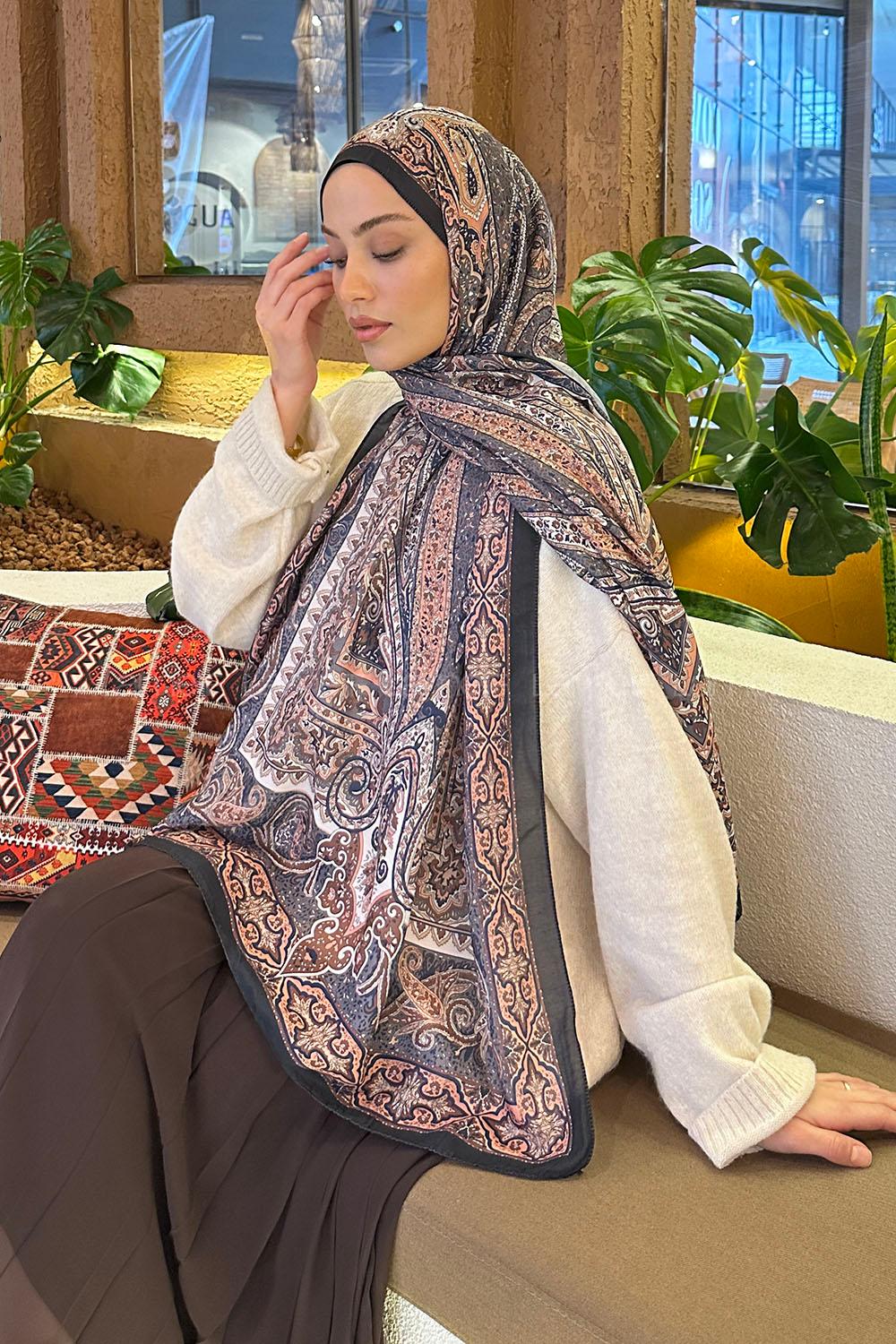 Lamelif Retro Desen Soft Şal Siyah Kiremit