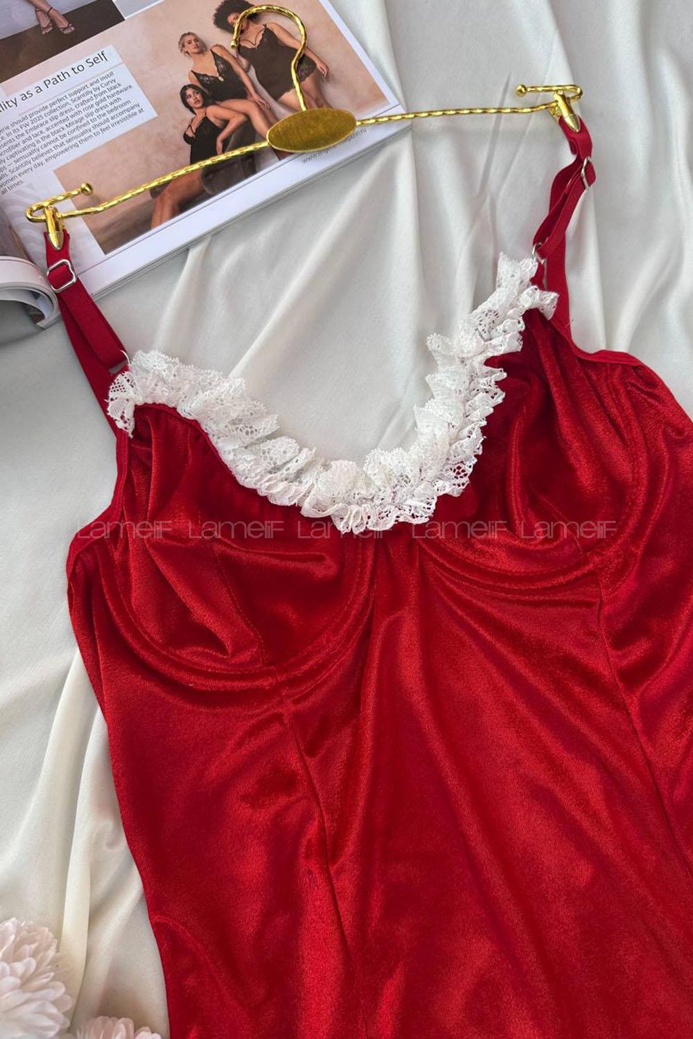 Lamelif Kadife Dantelli Gecelik 