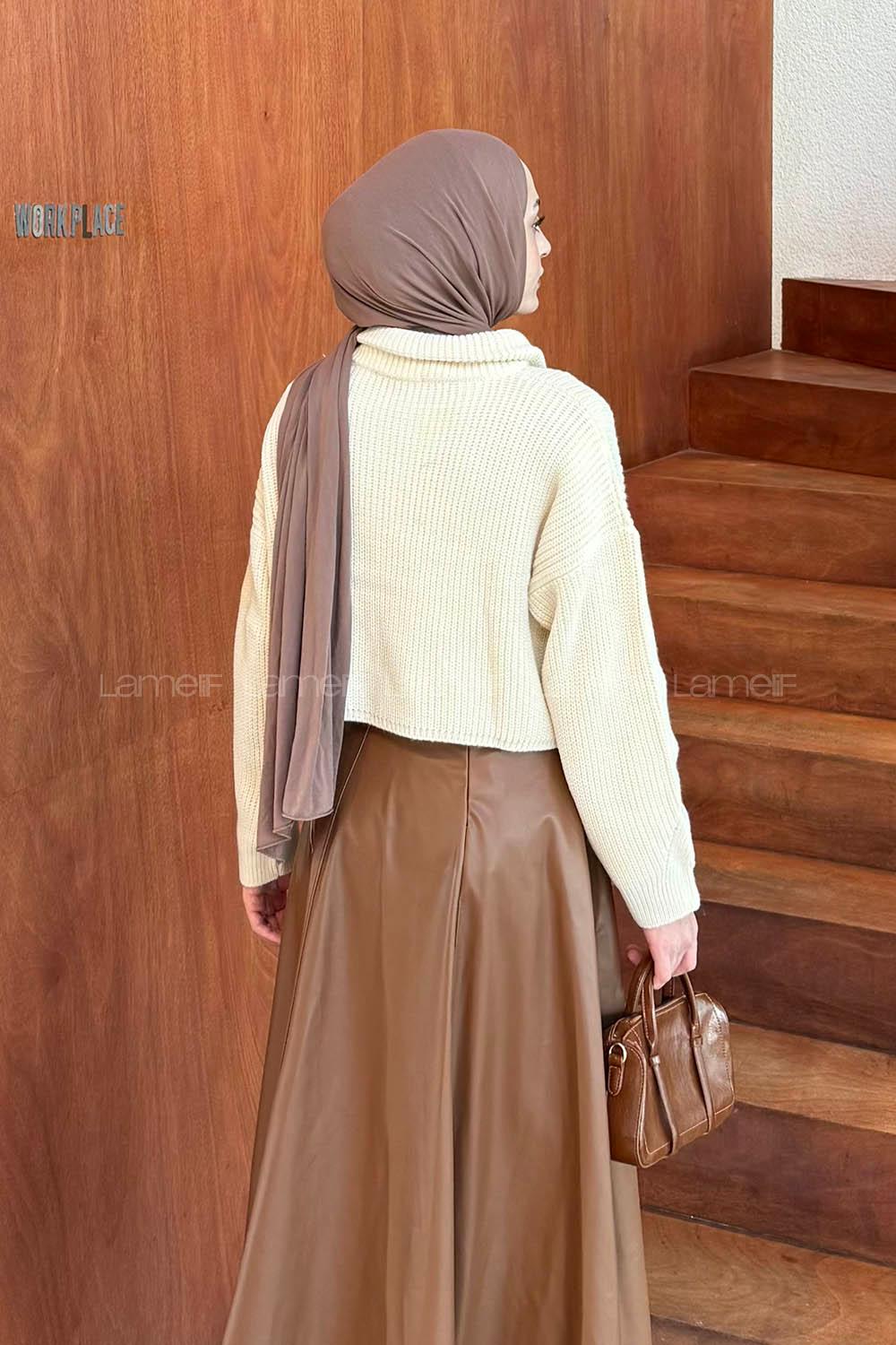 Lamelif Yaka Fermuarlı Crop Triko Kazak Ekru