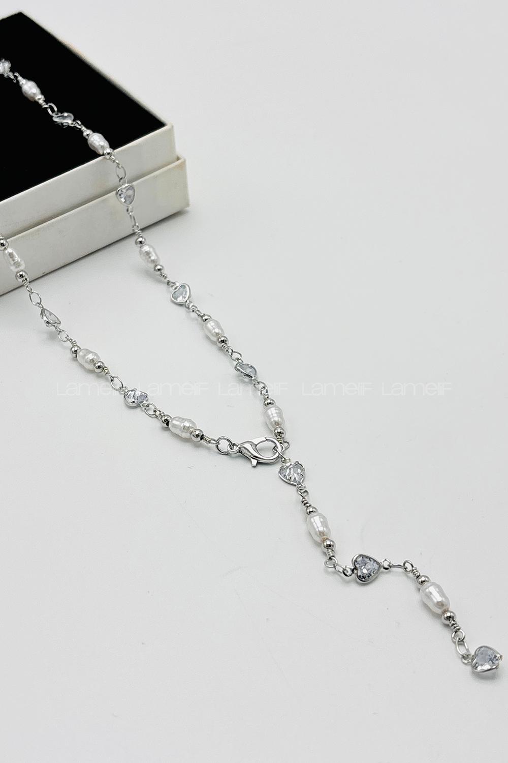 Lamelif Gümüş İnci Ve Kalpli  Y Kolye