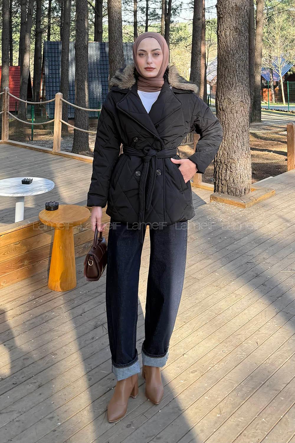 Lamelif Kürk Yaka Bağlama Detaylı Mont Siyah