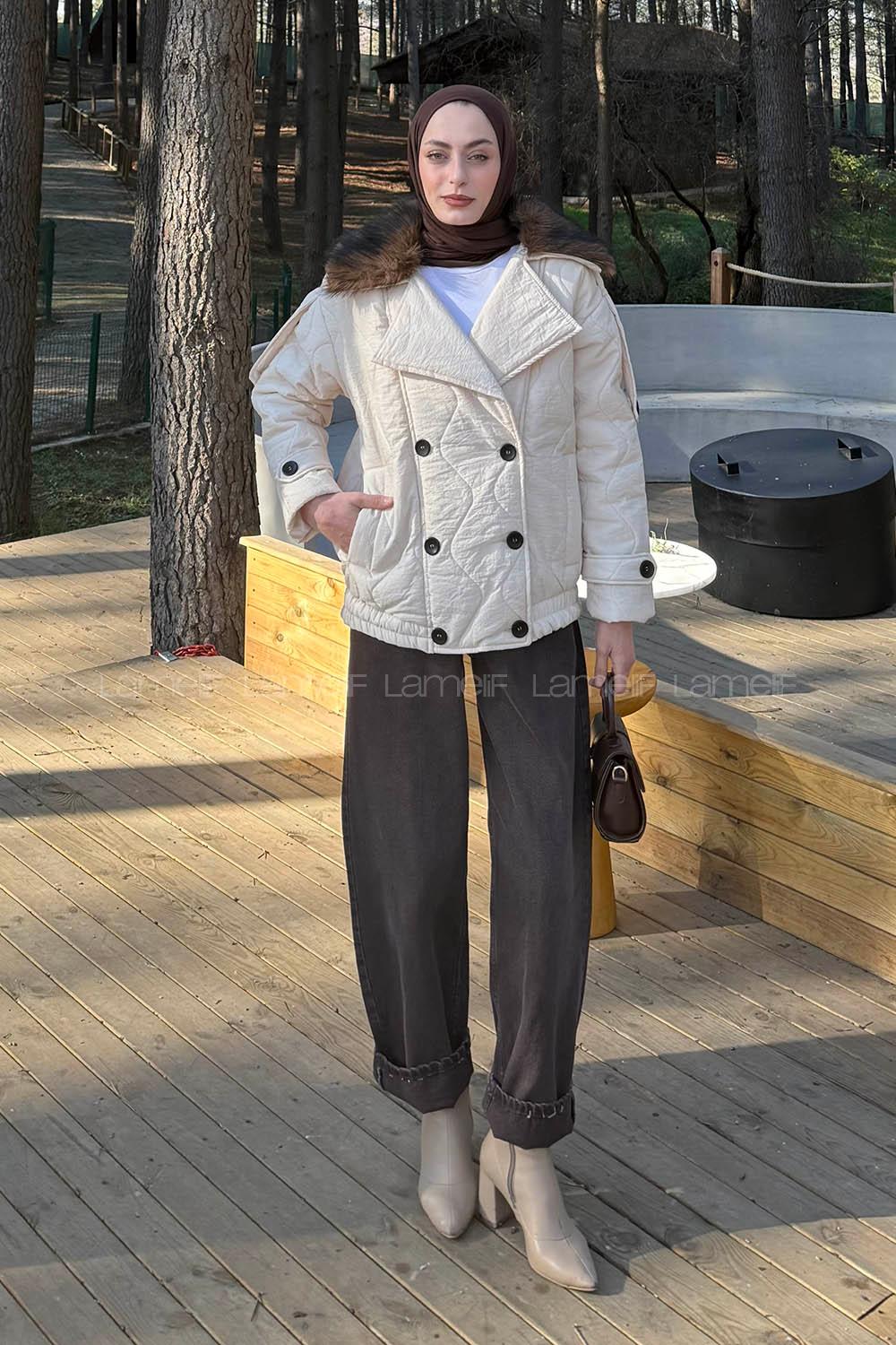 Lamelif Kürk Yaka Düğmeli Mont Taş Rengi