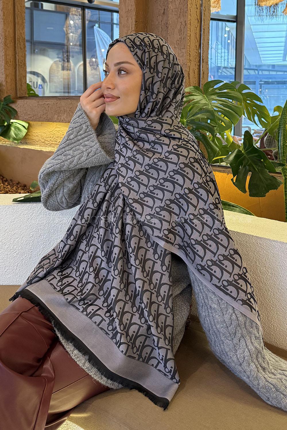 Lamelif Dior Desen Kaşmir Çift Taraflı Şal Siyah Gri