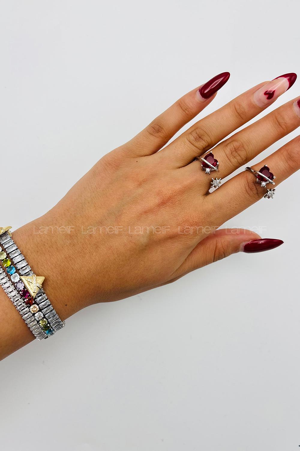 Lamelif Gümüş Kırmızı Kalp Detaylı Ayarlabilir Yüzük