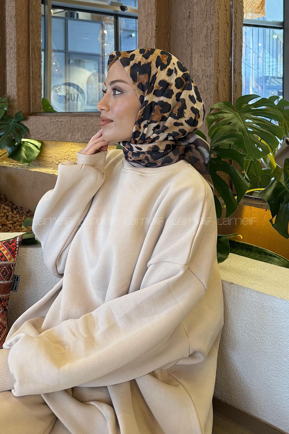 Bitter Brown Cotton Fabric Striped Flowering Straight Printed Scarf