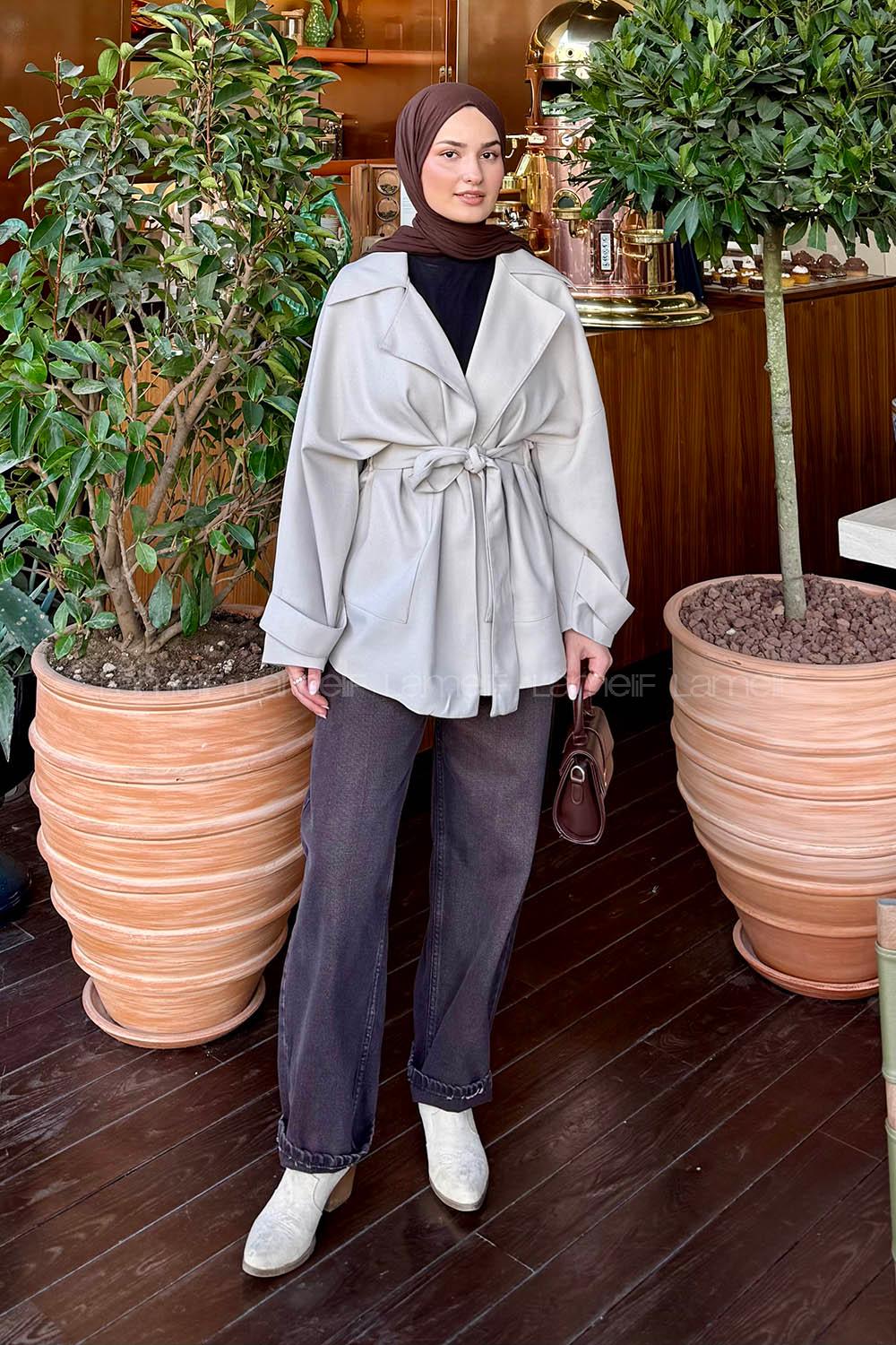 Lamelif Dökümlü Kemerli Trençkot Taş Rengi