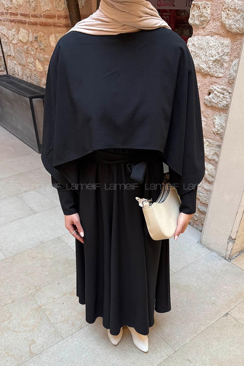 Lamelif Pelerin Detaylı Elbise Siyah