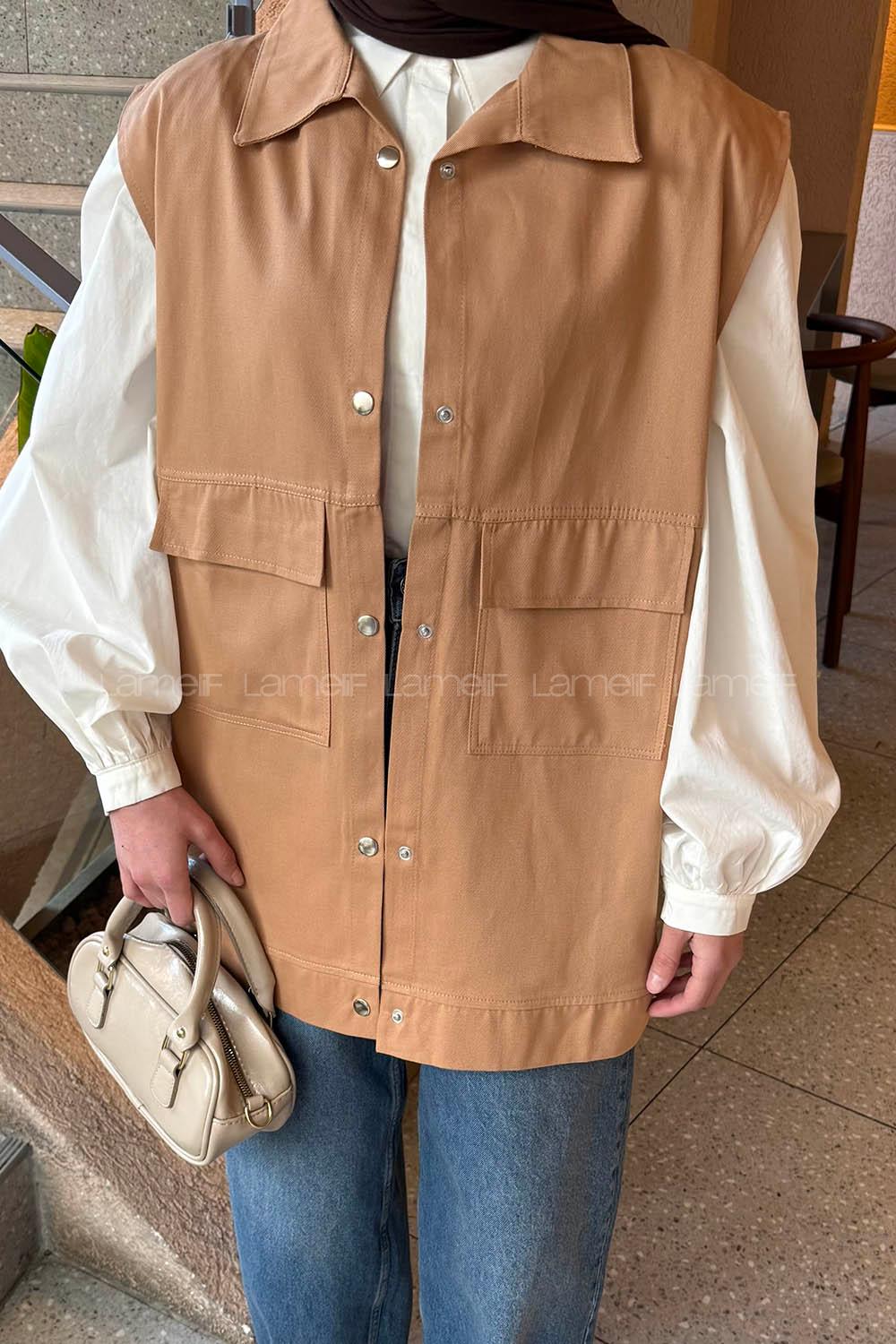 Lamelif Önü Çıtçıt Düğmeli Yelek Camel