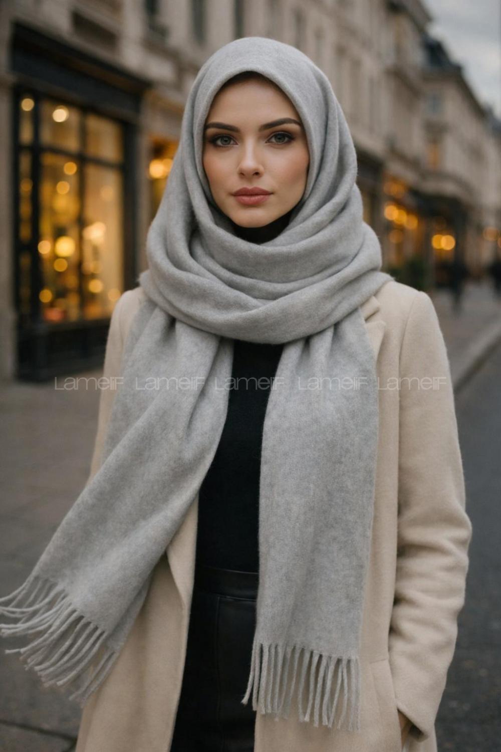 Lamelif Kadın Düz Püsküllü Atkı Şal