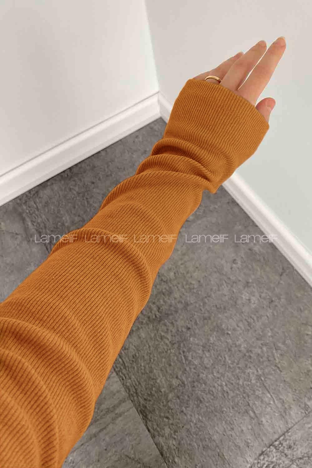 Camel Turtle Neck Long Arm Cotton Body