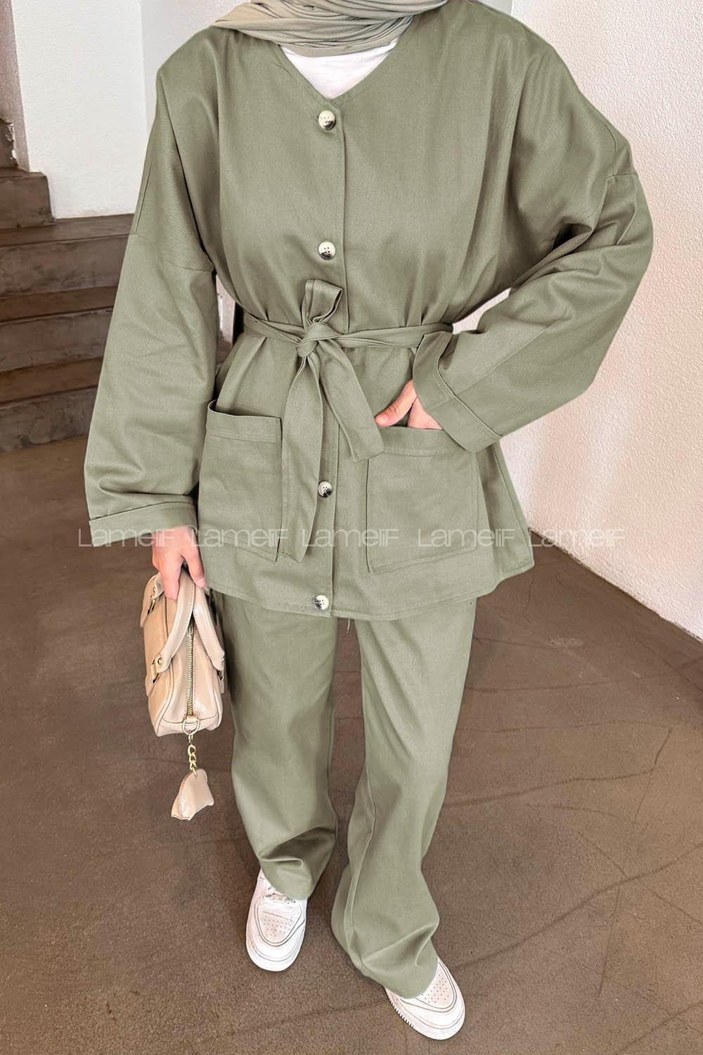 Lamelif Kuşaklı Gabardin Takım Koyu Yeşil