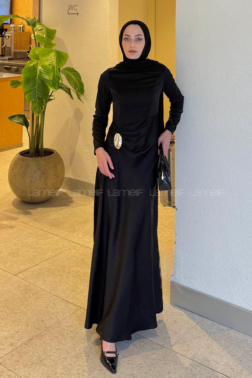 Lamelif Broş Detaylı Tesettür Elbise Siyah