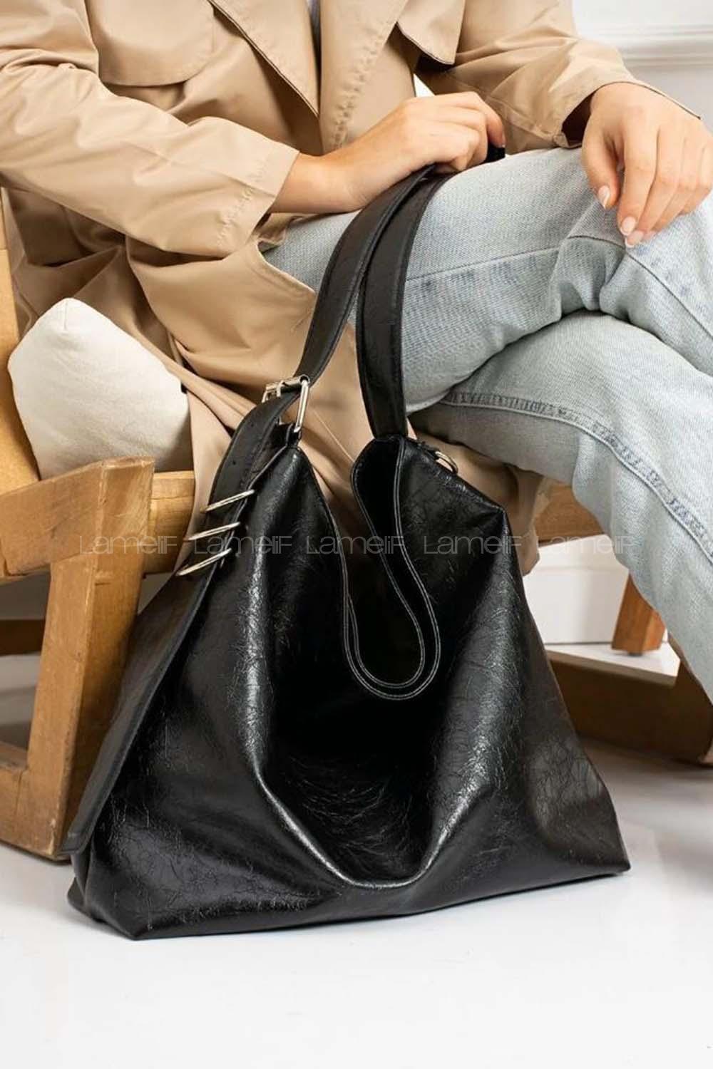 Black Buckle Skin Hand Bag Bag