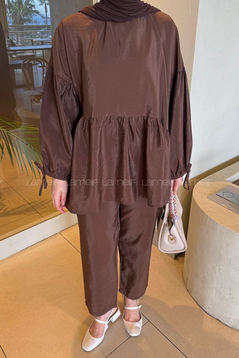 Lamelif Fırfırlı Bluz Pantolon Takım Acı Kahve
