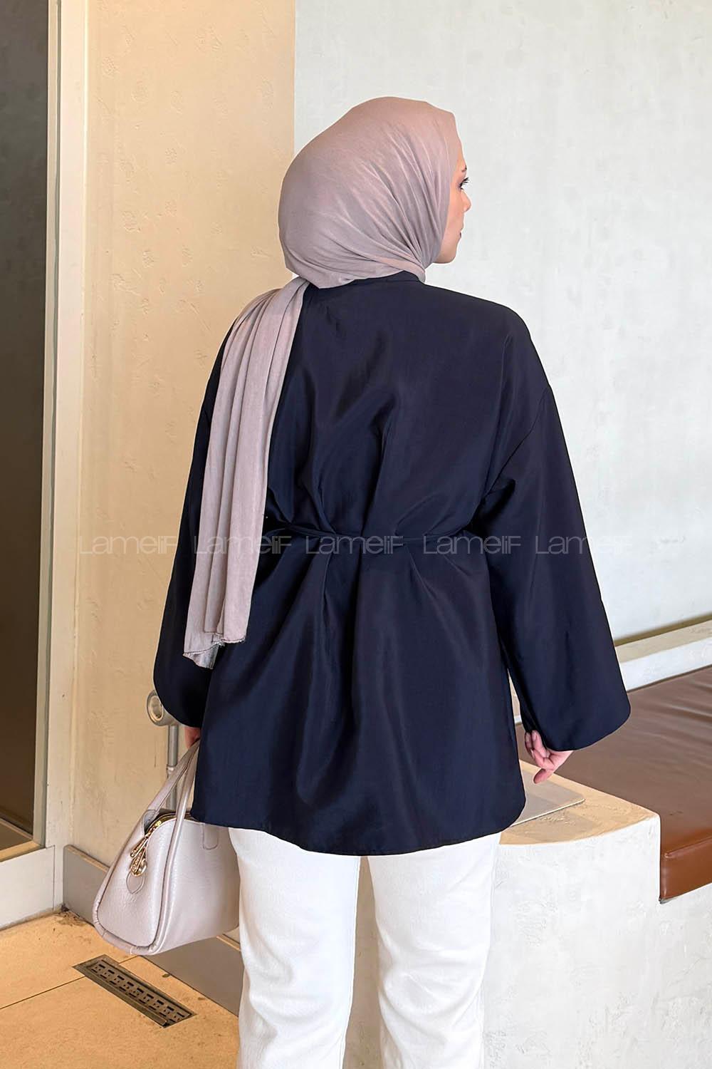 Lamelif Önü Pensli Tesettür Gömlek Lacivert