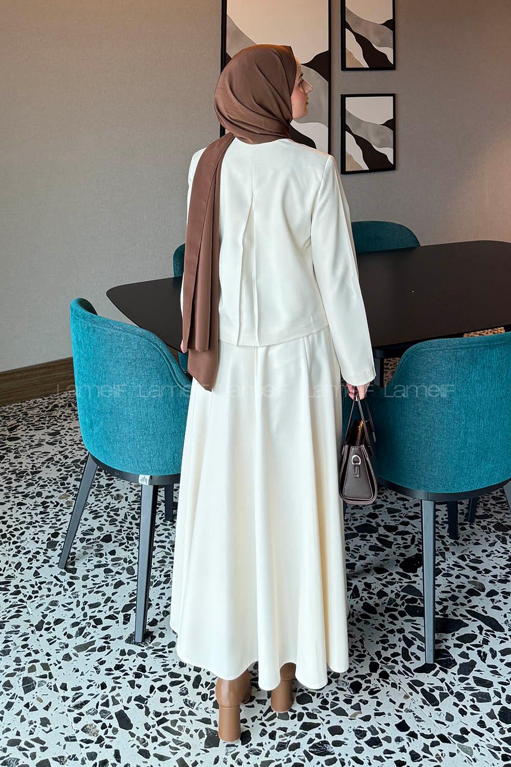 Stone Crew Neck Long Arm Polyester Pleated Suit