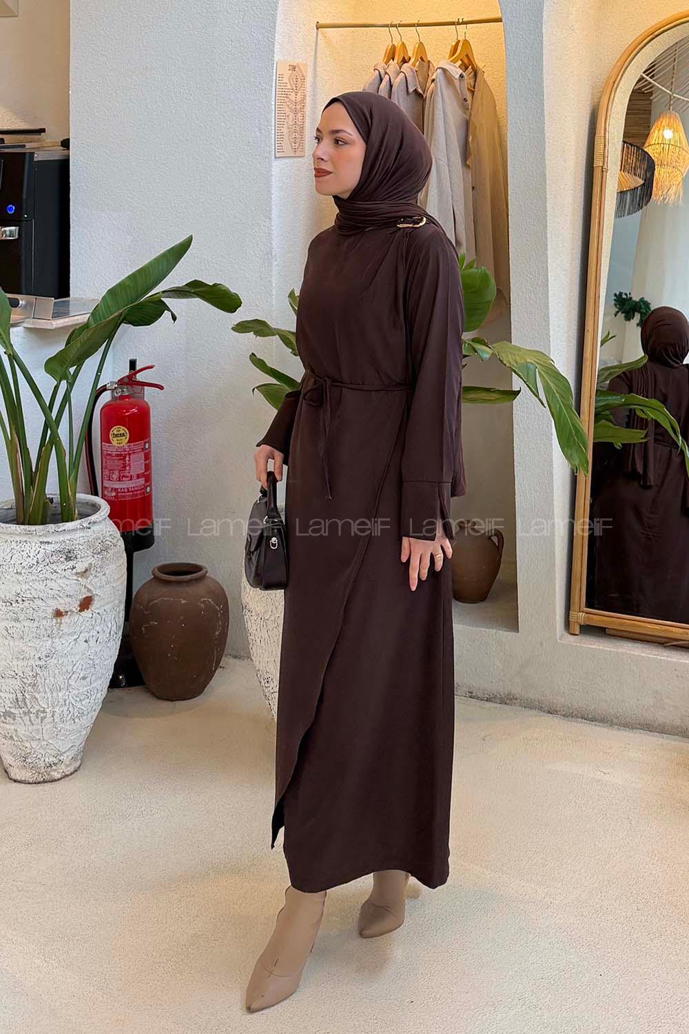 Lamelif Broş Detaylı Tesettür Elbise Acı Kahve