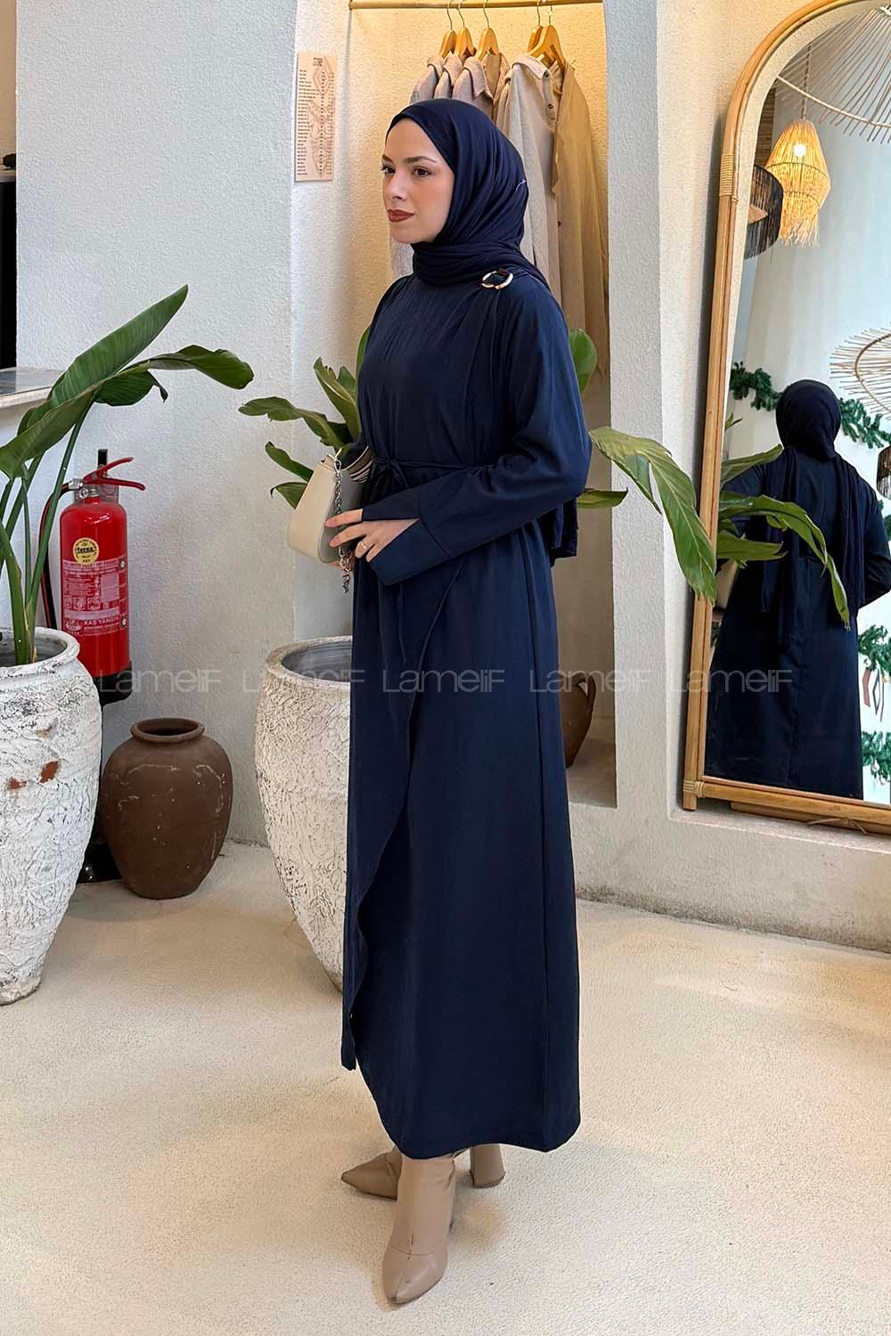Lamelif Broş Detaylı Tesettür Elbise Lacivert