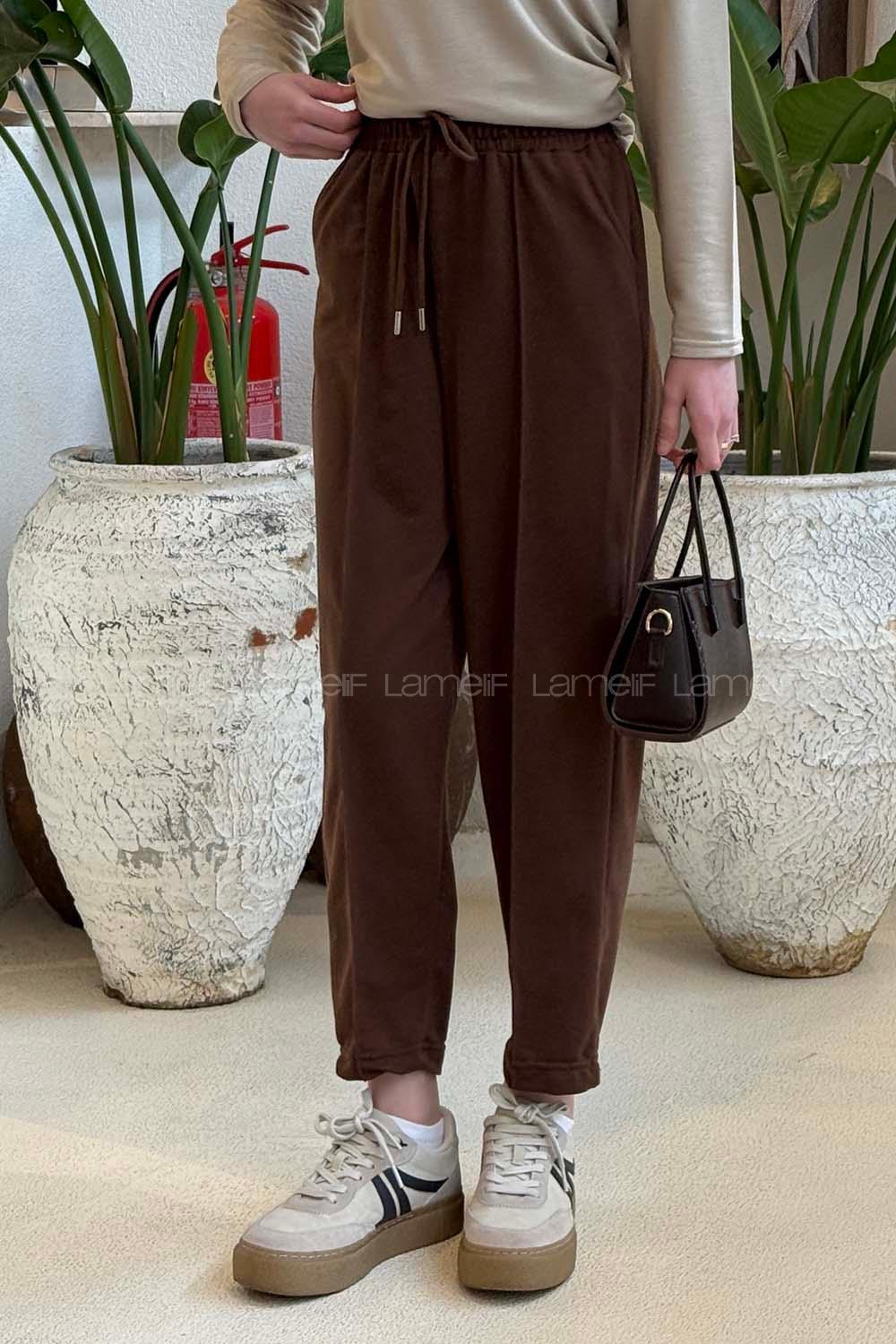 Bitter Brown Regular Trousers High Waist Regular Cut Bottom Tracksuit