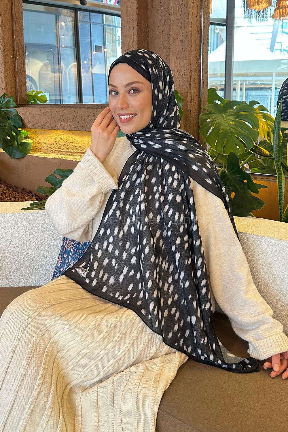 Lamelif Ceylan Desen Soft Şal Siyah