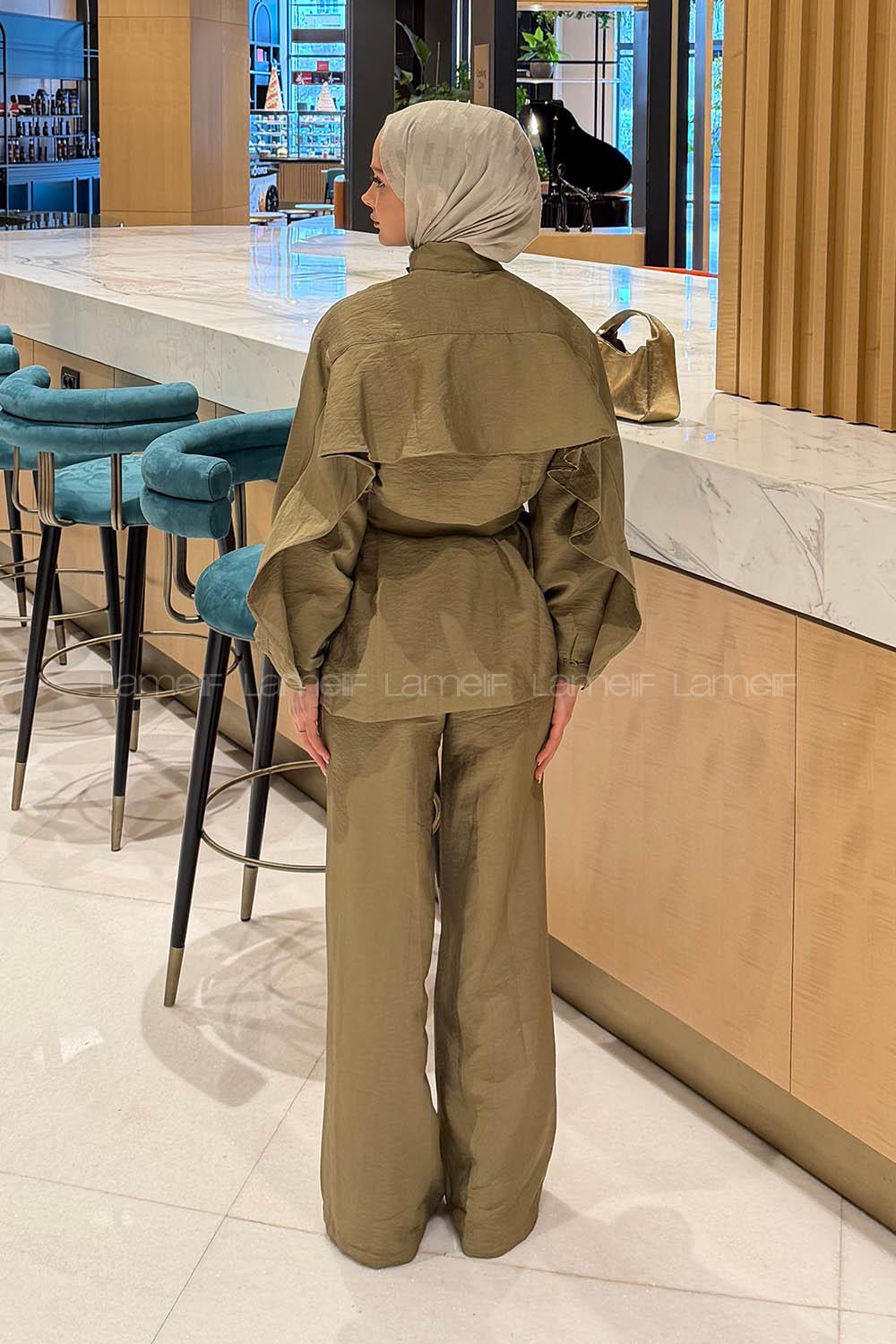 Lamelif Bağlama Detaylı Gold Düğmeli Takım Yağ Yeşili