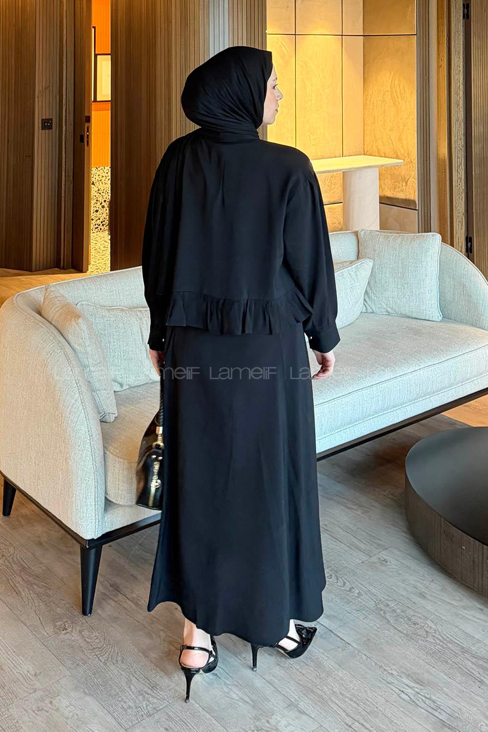 Lamelif Büzgü Detaylı Etekli Takım Siyah