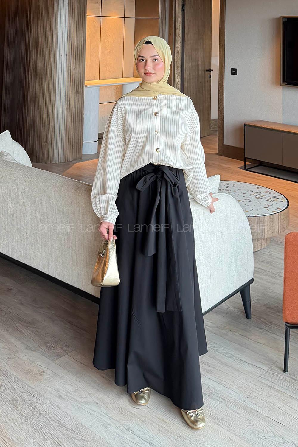 Black Crew Neck Long Arm Poplin Fabric Flared Skirt Suit