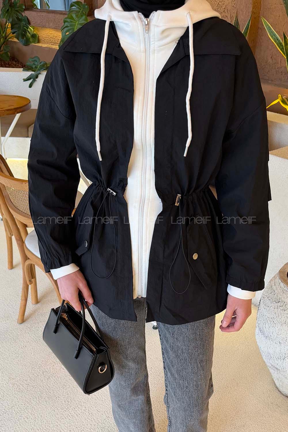 Lamelif Kapüşonlu Garnili Yağmurluk Siyah