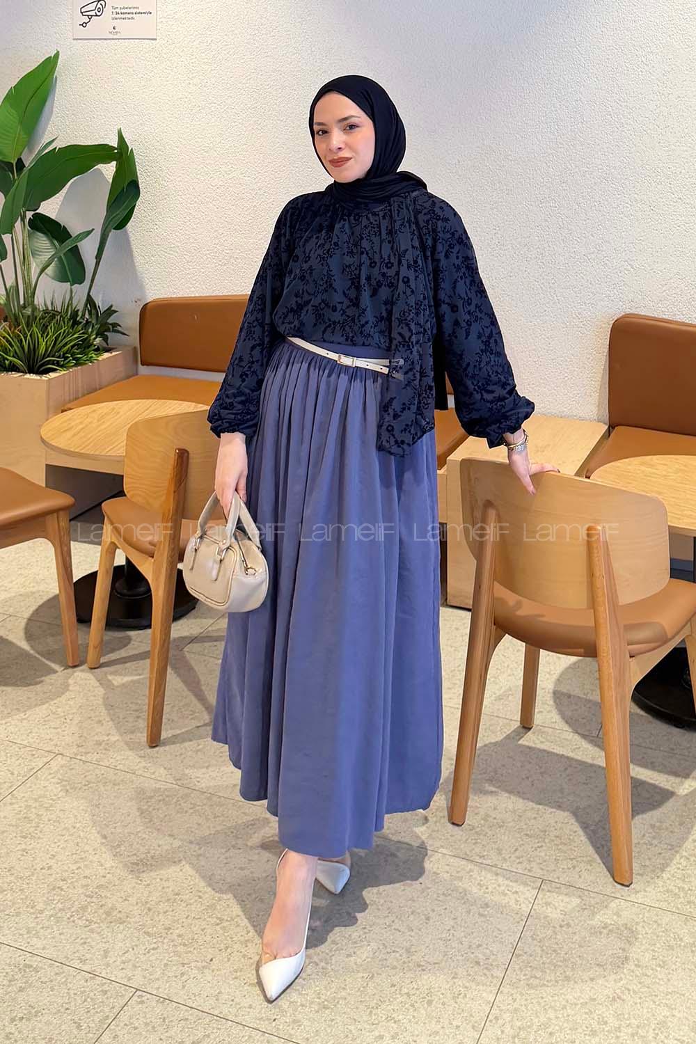 Lamelif Çiçek Baskılı Bluz Lacivert