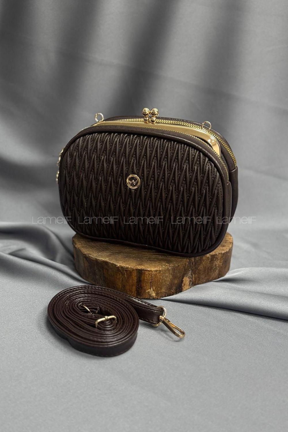 Lamelif Noreza Büzgülü Mıknatıs Bölmeli Çok Gözlü Çapraz Çanta Acı Kahve