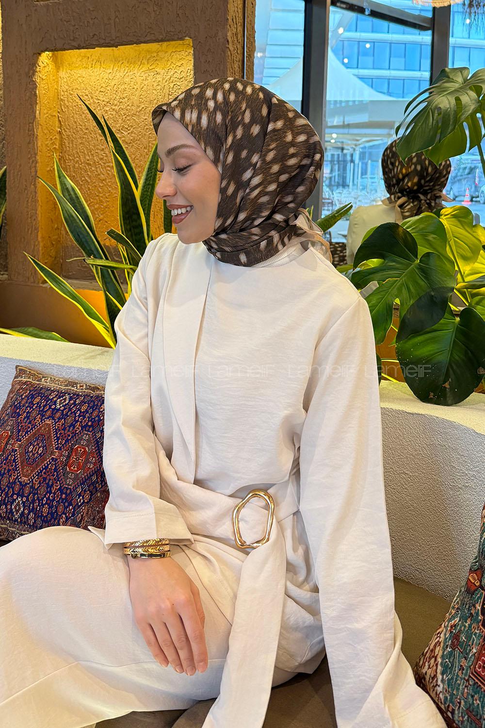 Lamelif Ceylan Desen Soft Eşarp Camel