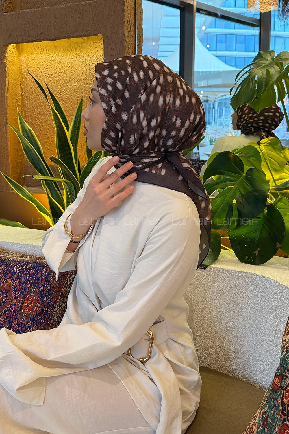 Lamelif Ceylan Desen Soft Eşarp Kahverengi