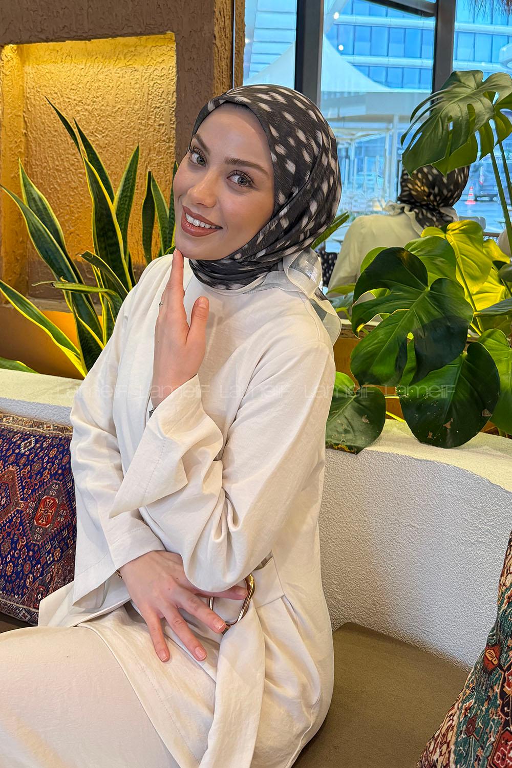 Lamelif Ceylan Desen Soft Eşarp Koyu Yeşil Ekru