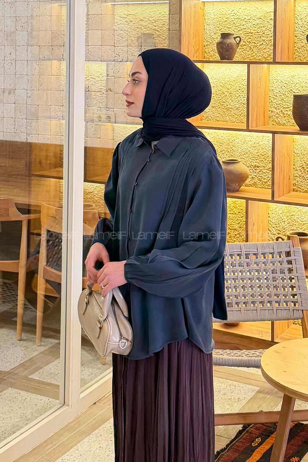 Navy Blue Shirt Collar Long Arm Cotton Unprinted Shirt